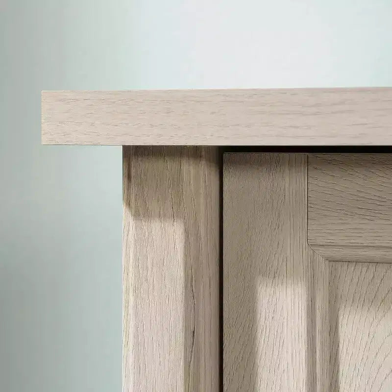 Bureau d'ordinateur en bois marron avec tiroir, simple