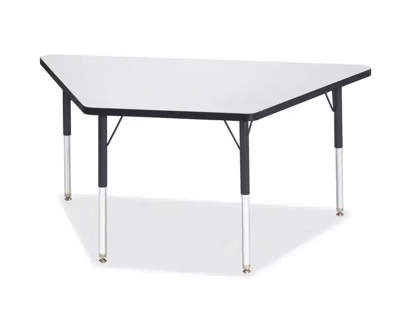 Table d'activités trapézoïdale grise et noire pour 1 à 2 adultes, 76 x 152 cm