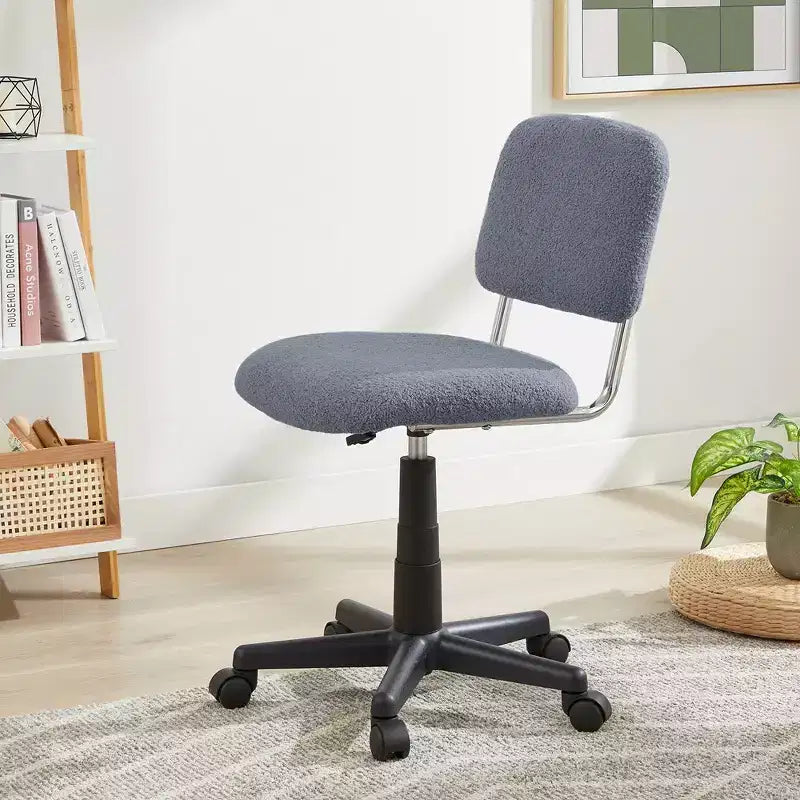 Fauteuil pivotant sans accoudoirs en fausse fourrure blanche pour 1 personne