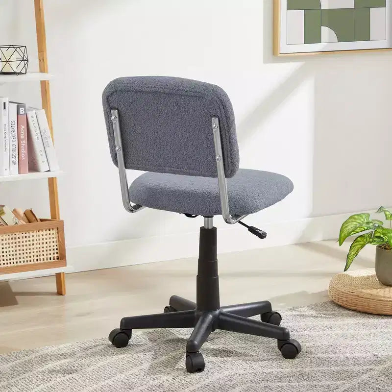 Fauteuil pivotant sans accoudoirs en fausse fourrure blanche pour 1 personne